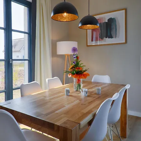 Reetland Am - Premium Reetdachvilla Mit 3 Schlafzimmern, Sauna Und Kamin F19 Dranske