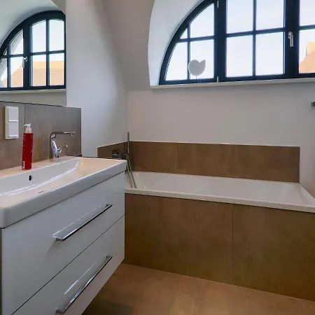 Nyaraló Reetland Am - Premium Reetdachvilla Mit 3 Schlafzimmern, Sauna Und Kamin F19 *