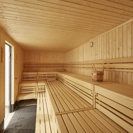 Reetland Am - Premium Reetdachvilla Mit 3 Schlafzimmern, Sauna Und Kamin F19 *
