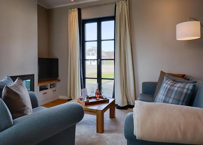 Reetland Am - Premium Reetdachvilla Mit 3 Schlafzimmern, Sauna Und Kamin F19